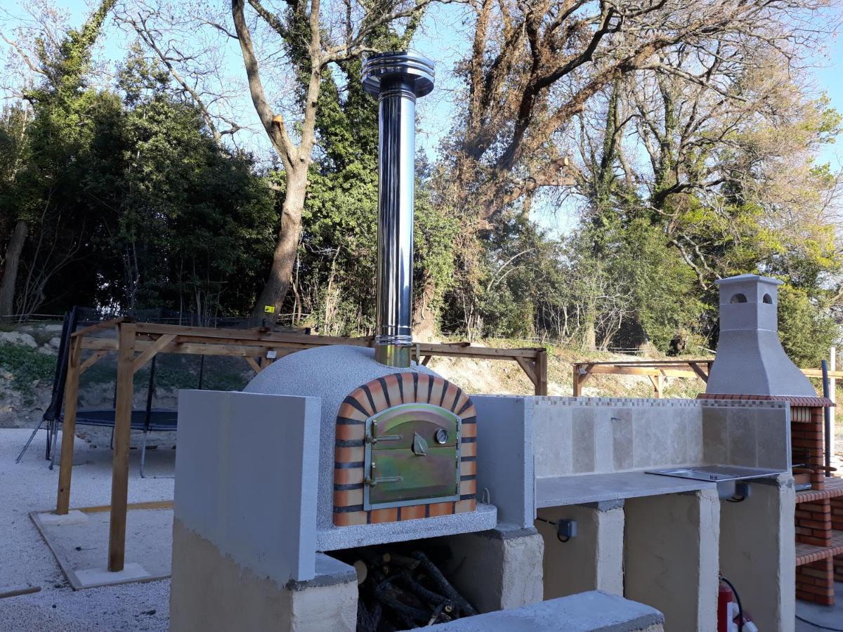 Gite De Leonie Moulin De Tartay En Avignon Exterior foto